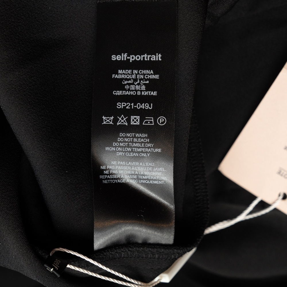 Self-Portrait.  Cropped‎ Cutout Crepe Jumpsuit. - Picture 16 of 16